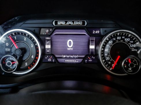 Used 2019 RAM 2500 Laramie image 19