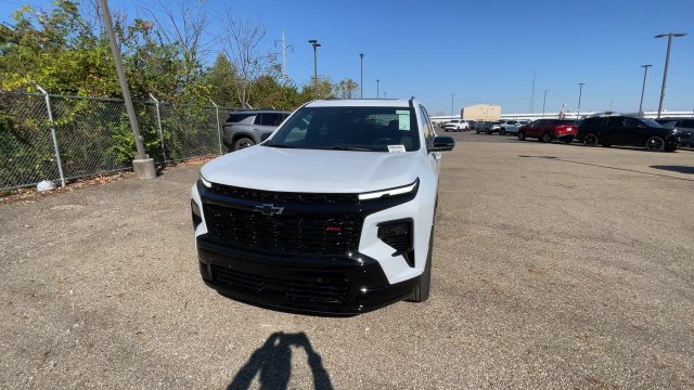 New 2027 Chevrolet Traverse RS w/ LPO, Floor Liner Package AWD/4WD image 5