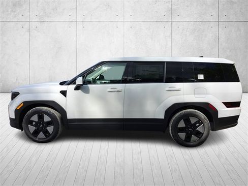 New 2026 Hyundai Santa Fe SE image 2