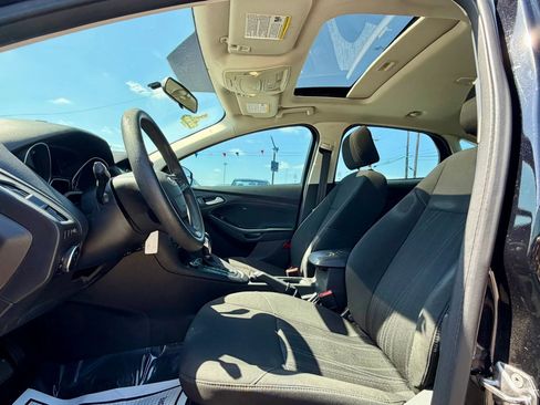 Used 2016 Ford Focus SE image 15