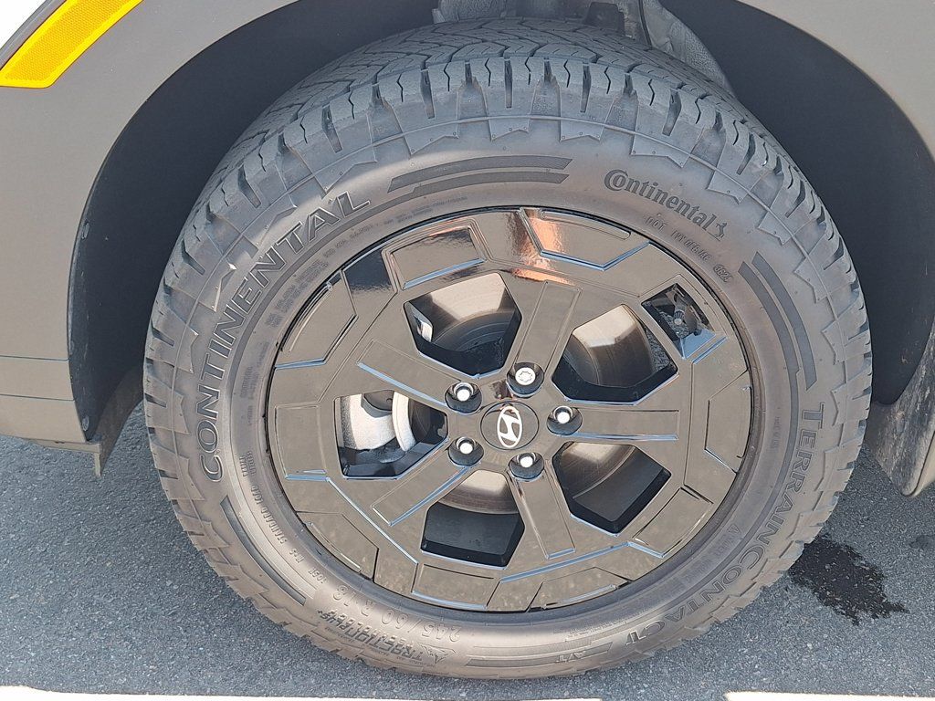 New 2025 Hyundai Santa Fe XRT AWD/4WD image 33
