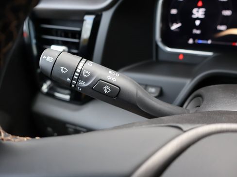 New 2026 GMC Sierra 3500 AT4 w/ AT4 Premium Plus Package image 19