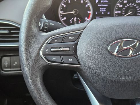 Used 2019 Hyundai Santa Fe SE image 24