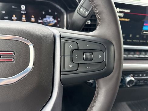 Used 2025 GMC Sierra 2500 SLT w/ LPO, GMC Protection Package image 17