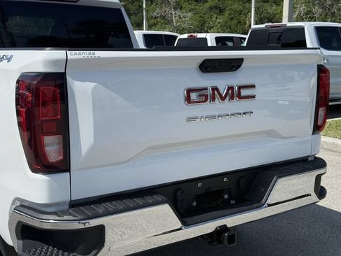 Used 2024 GMC Sierra 1500 Pro w/ Pro Value Package AWD/4WD image 11