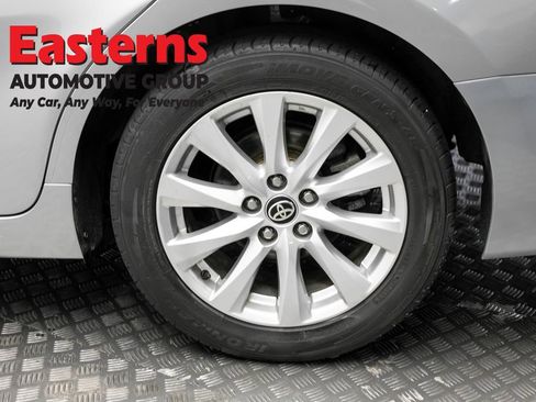 Used 2020 Toyota Camry LE FWD image 8