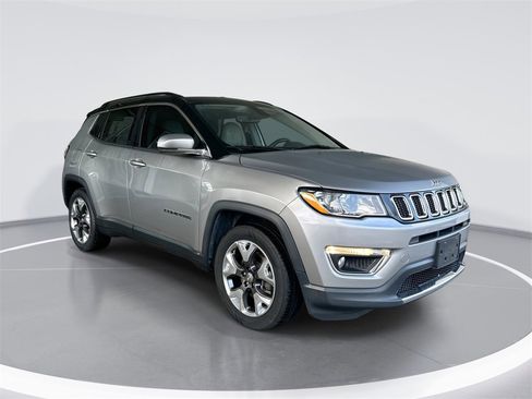 Used 2020 Jeep Compass Limited image 48