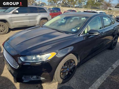 Used 2014 Ford Fusion SE w/ Equipment Group 202A image 1