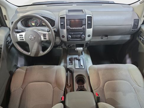Used 2018 Nissan Frontier SV AWD/4WD image 10