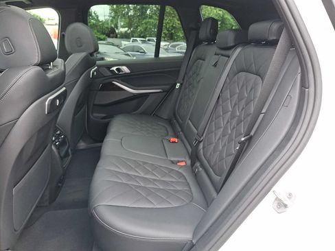 Used 2026 BMW X5 xDrive50e w/ M Sport Package AWD/4WD image 8