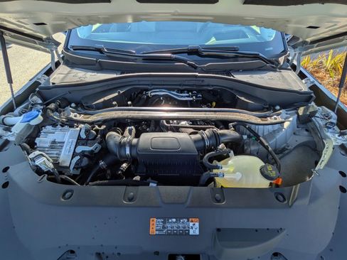 Certified 2025 Lincoln Aviator Reserve image 11