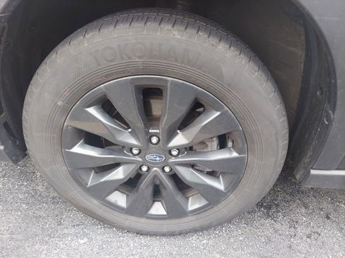 Used 2024 Subaru Outback Onyx Edition XT image 3