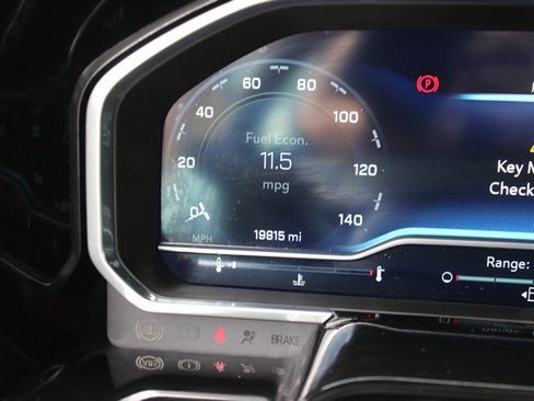 Used 2023 Chevrolet Silverado 1500 RST image 11