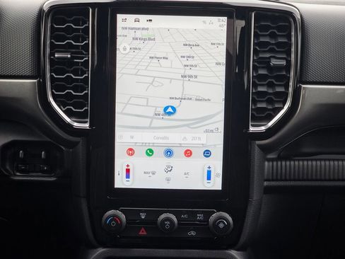 New 2025 Ford Ranger XLT w/ FX4 Off-Road Package image 18