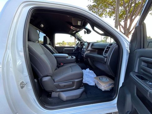 Used 2024 RAM 3500 Tradesman image 27