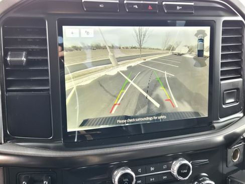 Used 2023 Ford F150 Platinum image 26