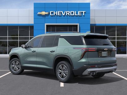 New 2027 Chevrolet Traverse LT w/ Driver Confidence Package
