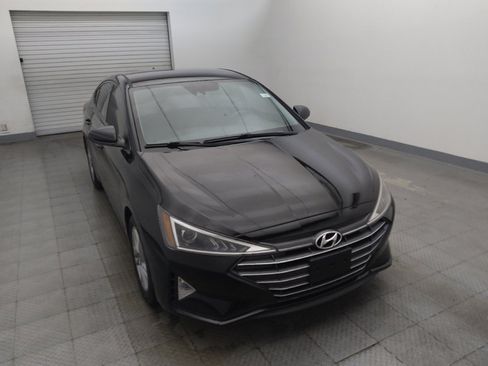 Used 2020 Hyundai Elantra SEL FWD image 14