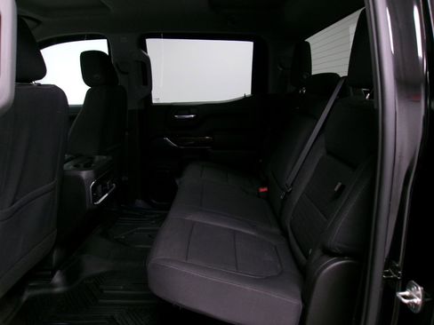 Used 2020 GMC Sierra 1500 Elevation w/ Elevation Value Package image 8