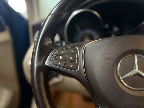 Used 2015 Mercedes-Benz C 300 4MATIC Sedan image 24