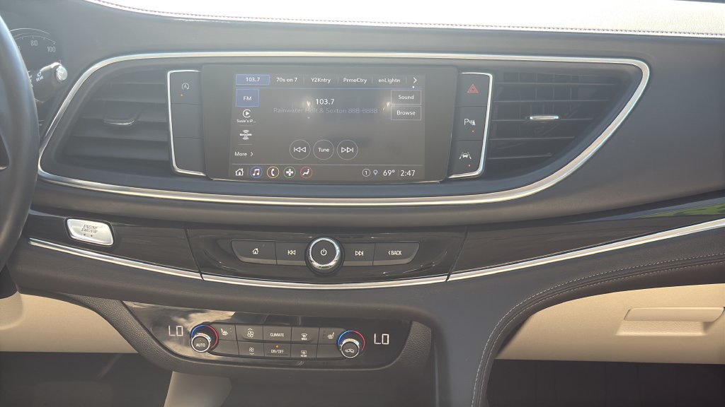 Used 2023 Buick Enclave Essence w/ Experience Buick Package FWD image 15