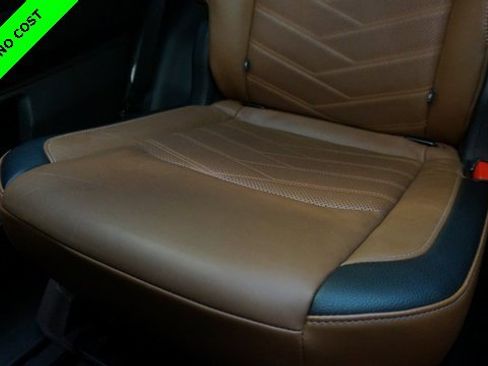 Used 2022 Nissan Pathfinder Platinum w/ Cargo Package image 62