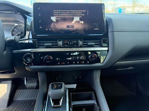 New 2026 Nissan Pathfinder SV image 21