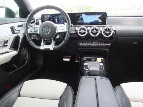 Used 2020 Mercedes-Benz CLA 35 AMG 4MATIC image 13