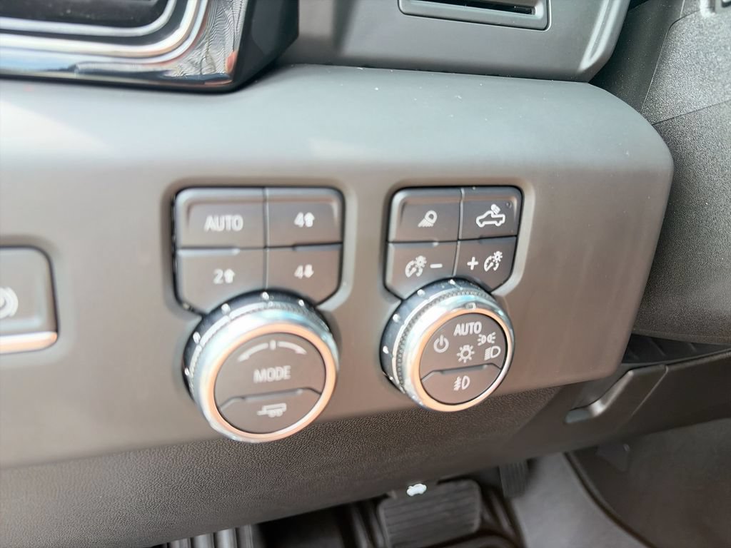 Certified 2025 GMC Sierra 2500 AT4 AWD/4WD image 27