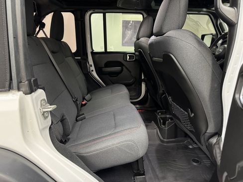 Used 2024 Jeep Wrangler Unlimited Rubicon w/ Convenience Group image 13