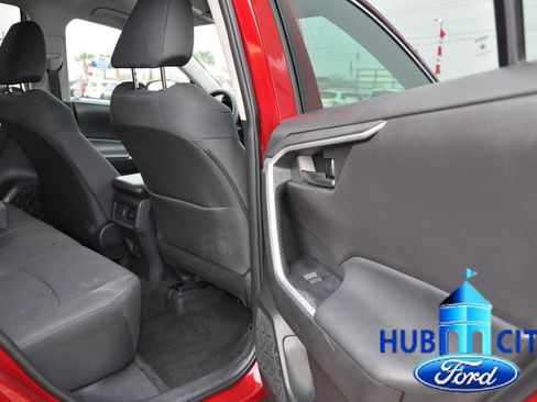 Used 2024 Toyota RAV4 LE image 15