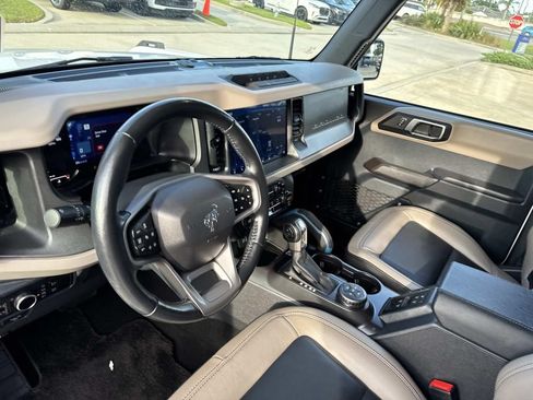 Used 2024 Ford Bronco Wildtrak AWD/4WD image 22