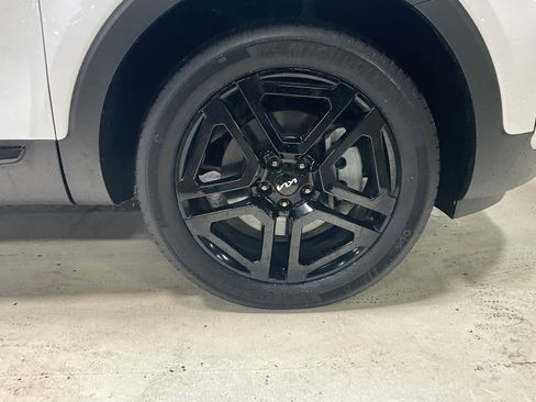 Used 2024 Kia Telluride SX Prestige X-Line image 8