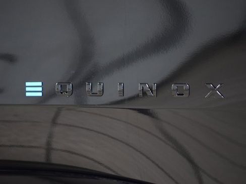 New 2025 Chevrolet Equinox EV RS w/ Convenience Package II image 17