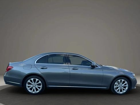 Used 2017 Mercedes-Benz E 300 image 6