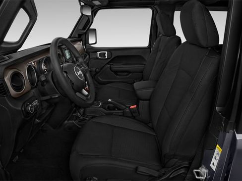 Used 2023 Jeep Wrangler Unlimited Sahara w/ Cold Weather Group AWD/4WD image 10
