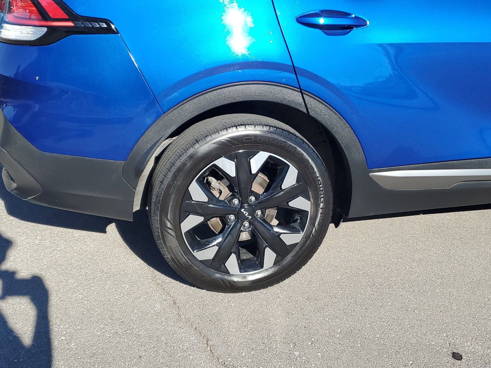 Used 2023 Kia Sportage X-Line w/ X-Line Premium Package AWD/4WD image 5