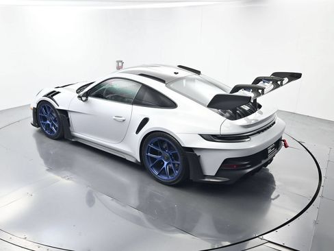 Certified 2025 Porsche 911 GT3 RS RWD image 40