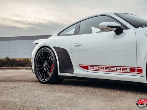 Used 2022 Porsche 911 Carrera GTS image 33