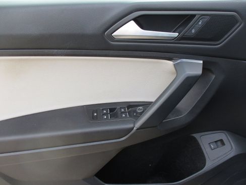 Used 2019 Volkswagen Tiguan SEL w/ 3rd Row Seat Package image 13