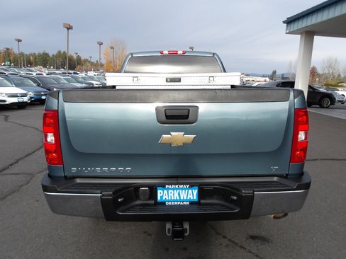 Used 2007 Chevrolet Silverado 2500 LT w/ 2LT Convenience Package image 4