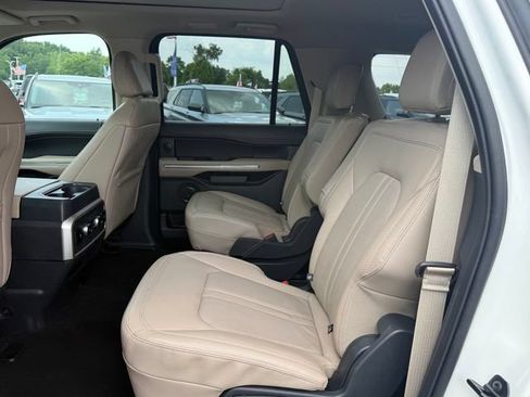 Certified 2023 Ford Expedition Max Limited AWD/4WD image 10
