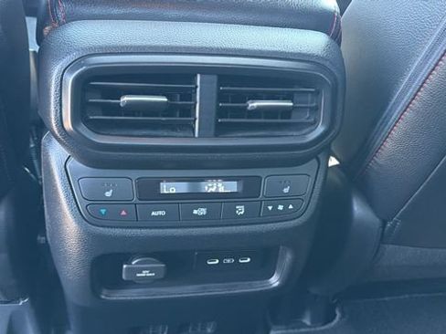 Used 2025 Honda Ridgeline Black Edition image 16