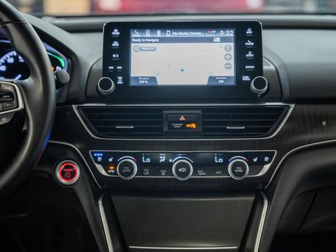 Used 2019 Honda Accord Touring image 20