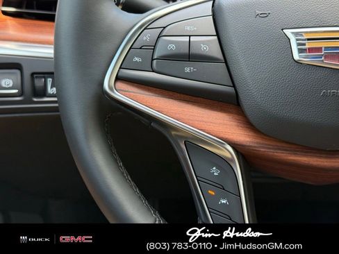 Certified 2025 Cadillac XT5 Premium Luxury image 29