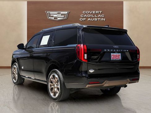 Used 2025 Ford Expedition King Ranch AWD/4WD image 3