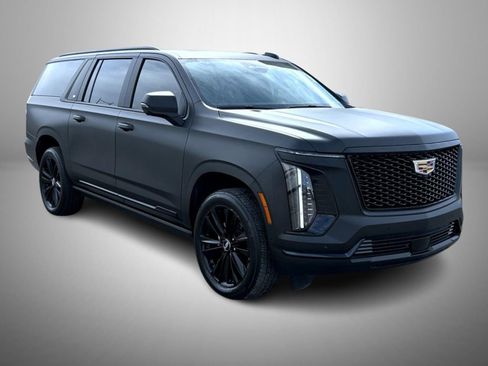 Certified 2025 Cadillac Escalade ESV Sport w/ Touring Package image 3