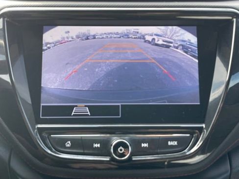 Used 2021 Chevrolet TrailBlazer RS w/ Sun and Liftgate Package image 10