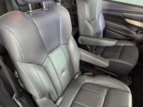 Used 2021 Subaru Ascent Limited w/ Technology Package image 36