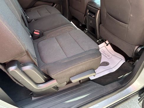 Used 2019 Chevrolet Traverse LS w/ LPO, Floor Liner Package FWD image 11